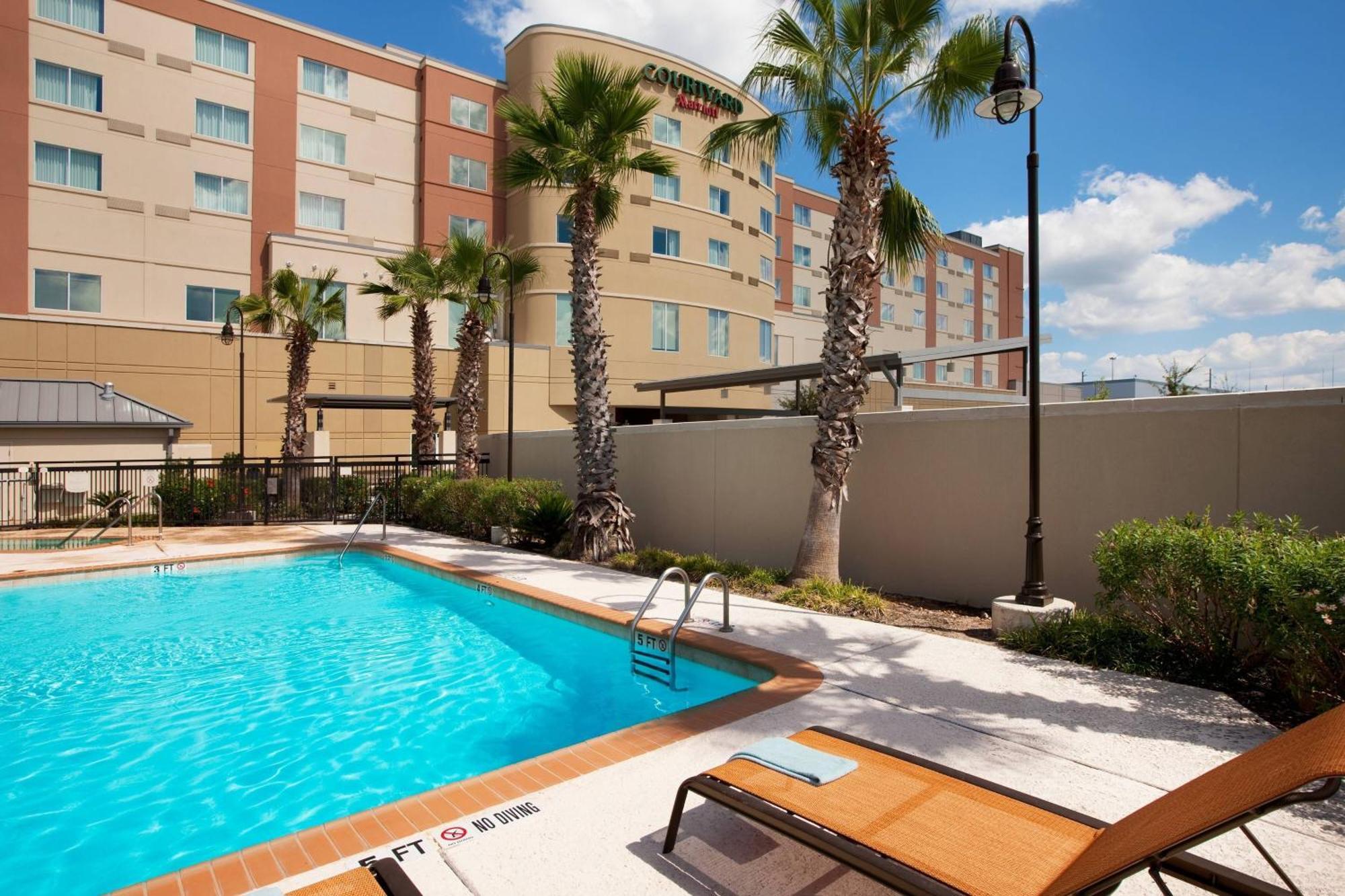 Courtyard Marriott Houston Hotel Pearland