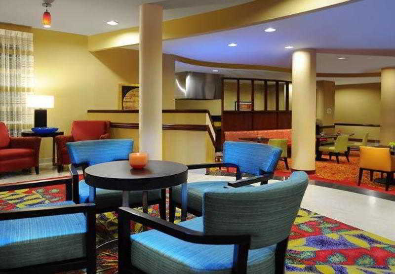 Courtyard Marriott Houston 3*